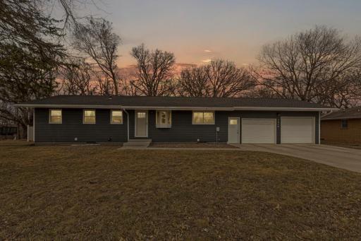1214 Springfield Parkway, Jackson, MN 56143