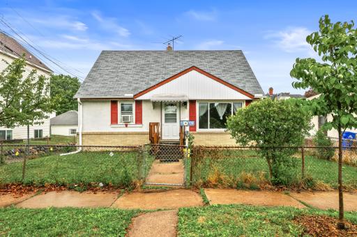 1060 Jackson Street, Saint Paul, MN 55117