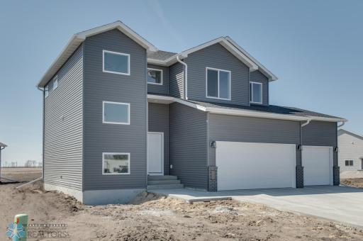 6657 Belding Drive S, Fargo, ND 58104