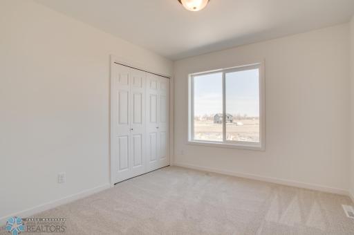 6657 Belding Drive S, Fargo, ND 58104
