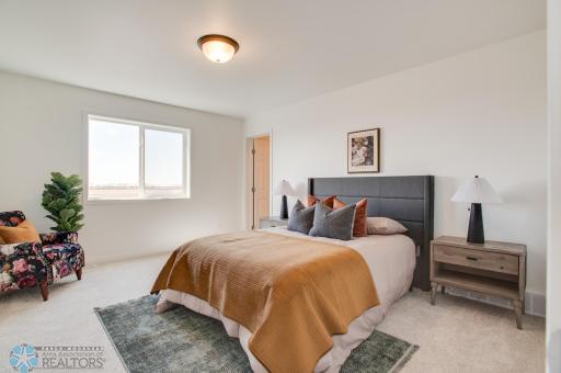 6657 Belding Drive S, Fargo, ND 58104