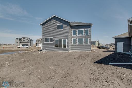 6657 Belding Drive S, Fargo, ND 58104
