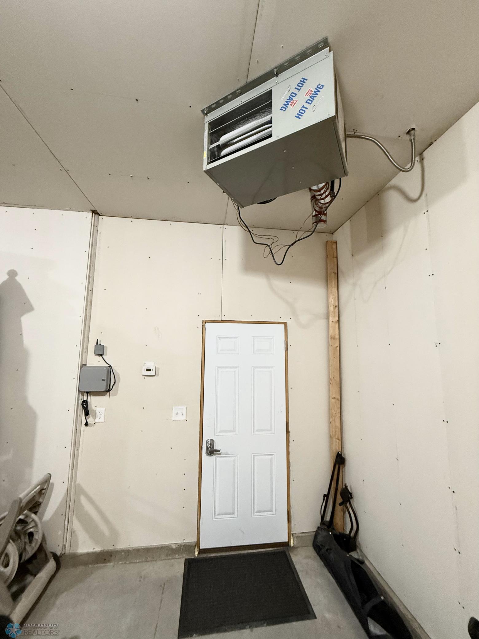 IMG_0849. heater and access to back yard