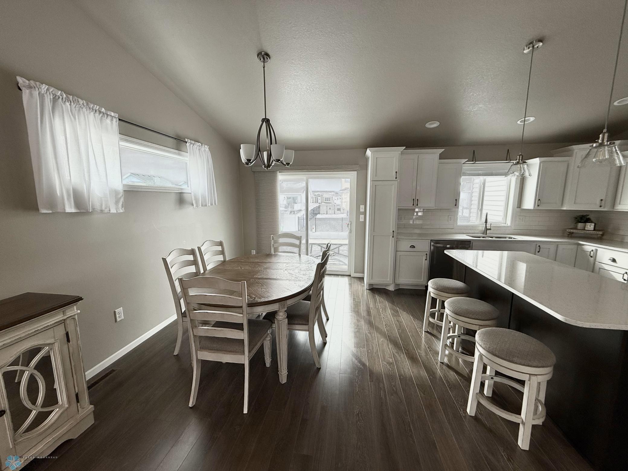 lots of light in dining and kitchen.jpeg