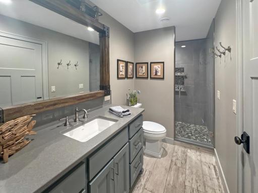 26 Lakeview Drive, Slayton, MN 56172