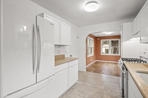 New kitchen cabinets, hard surface counter tops
