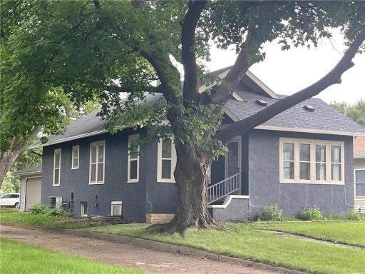 32 Morgan Street, Tracy, MN 56175