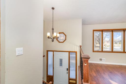 5305 Greenview Lane, Minneapolis, MN 55422