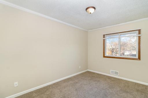 5305 Greenview Lane, Minneapolis, MN 55422