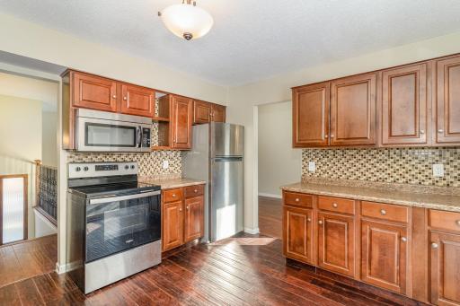 5305 Greenview Lane, Minneapolis, MN 55422