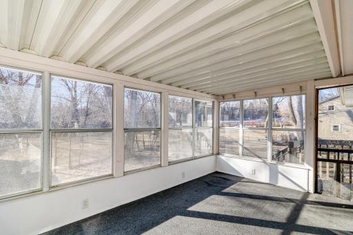 5305 Greenview Lane, Minneapolis, MN 55422