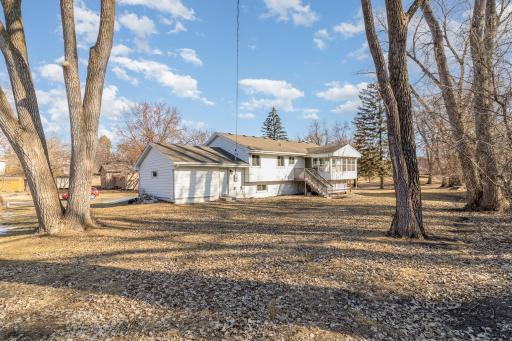 5305 Greenview Lane, Minneapolis, MN 55422