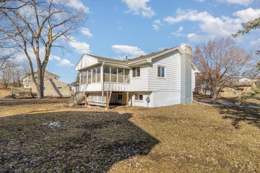 5305 Greenview Lane, Minneapolis, MN 55422