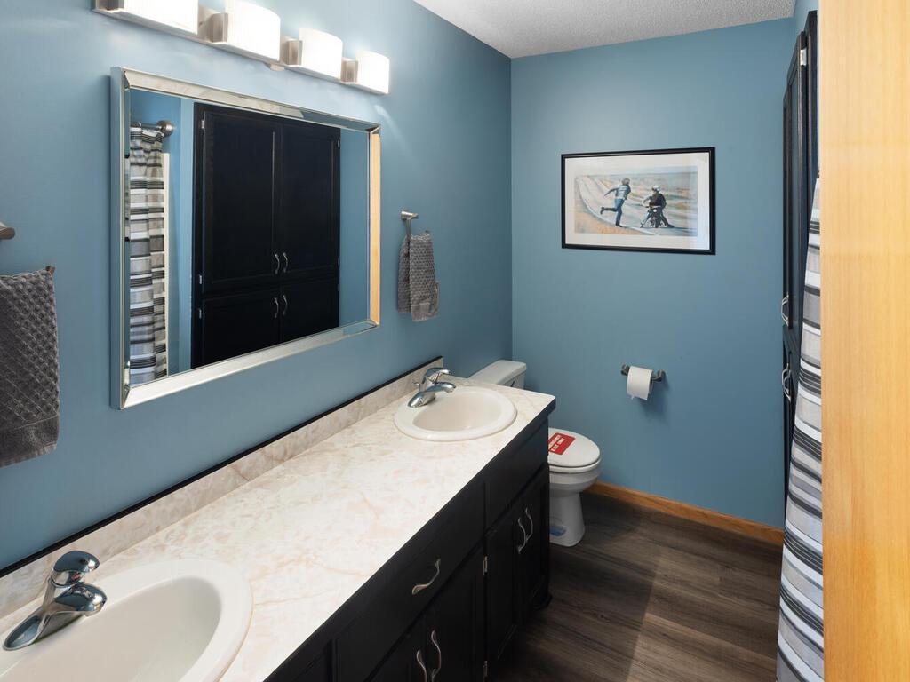 Upper level Full Bath with dual Vanity