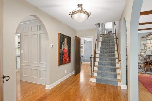 4404 Sunnyside Road, Edina, MN 55424