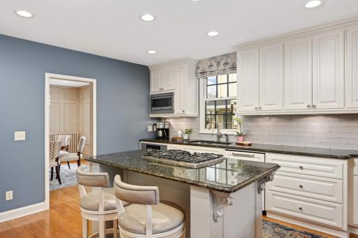 4404 Sunnyside Road, Edina, MN 55424