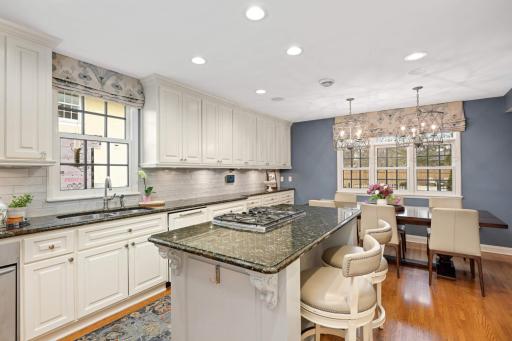 4404 Sunnyside Road, Edina, MN 55424