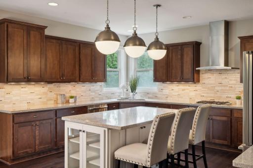 5837 Oaklawn Avenue, Edina, MN 55424