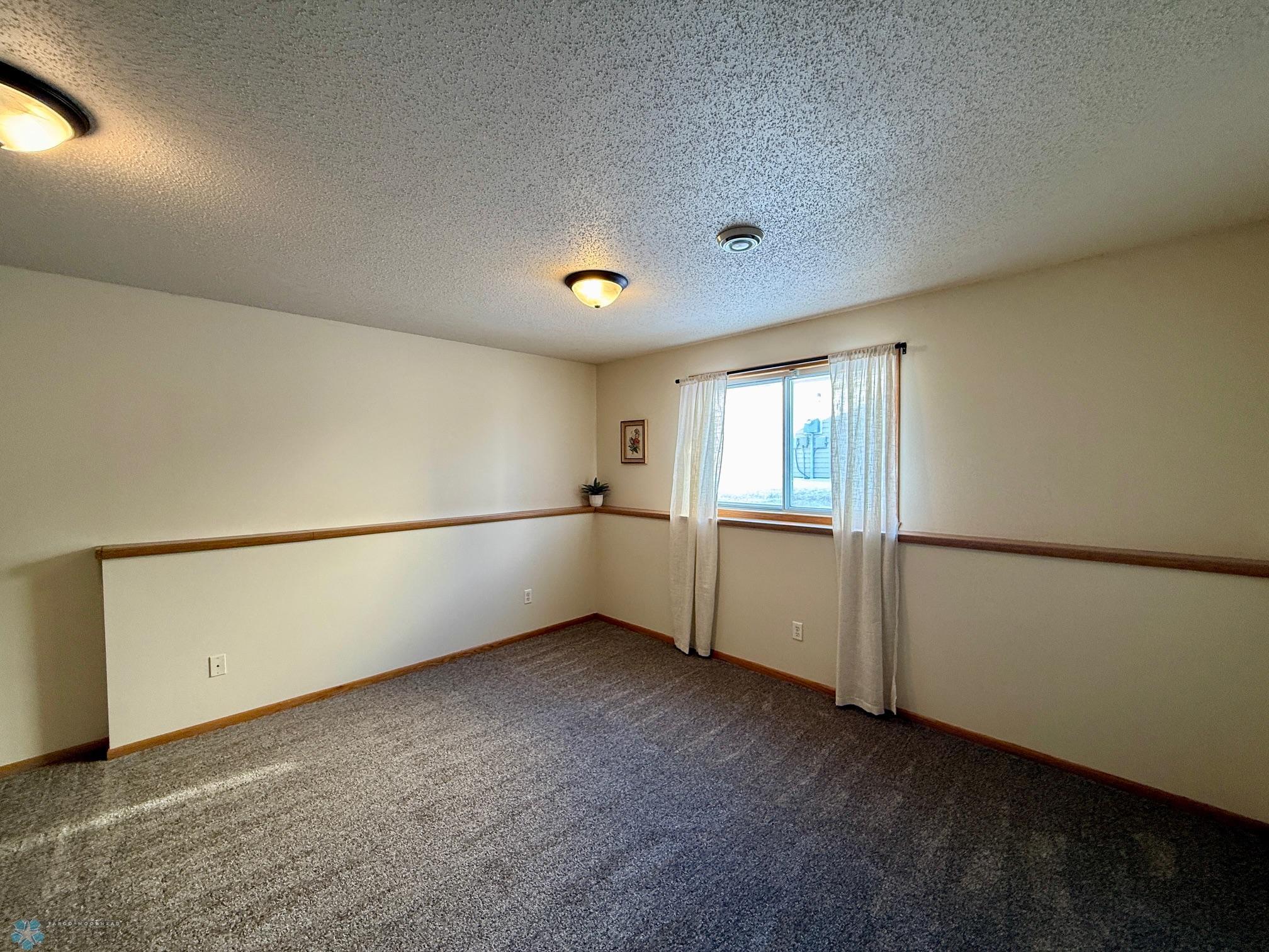 Spacious Family Room
