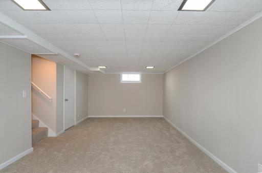541 Madison Street, Anoka, MN 55303