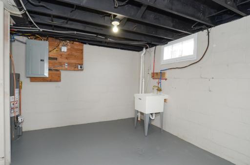 541 Madison Street, Anoka, MN 55303