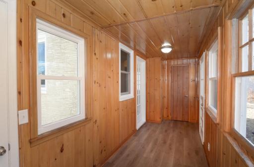 541 Madison Street, Anoka, MN 55303