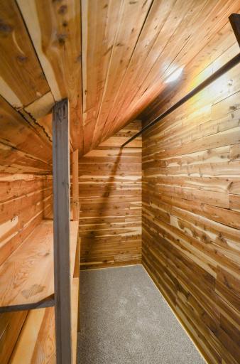 541 Madison Street, Anoka, MN 55303