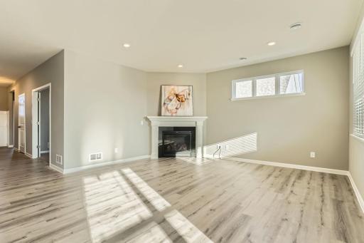 4799 Copper Circle - Web Quality - 006 - 06 Living Room.jpg