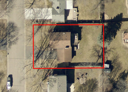 3233 Camelot Drive, Woodbury, MN 55125