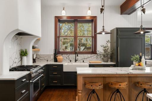 463 Ashland Avenue, Saint Paul, MN 55102