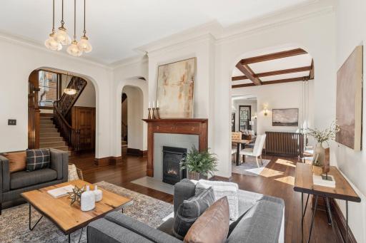 463 Ashland Avenue, Saint Paul, MN 55102