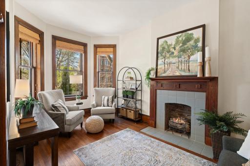463 Ashland Avenue, Saint Paul, MN 55102