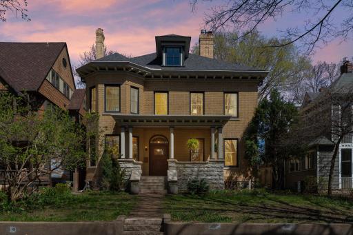 463 Ashland Avenue, Saint Paul, MN 55102