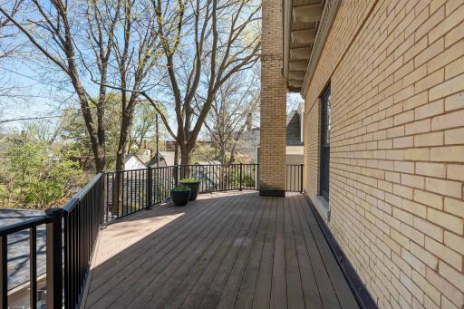 463 Ashland Avenue, Saint Paul, MN 55102