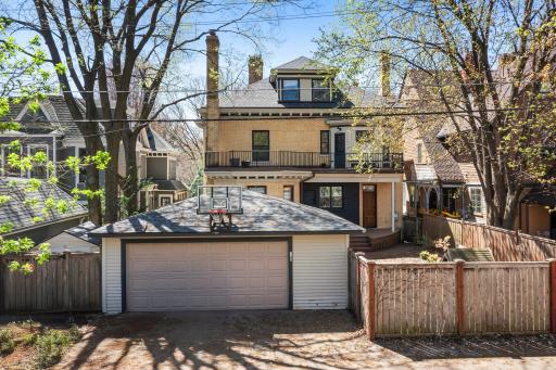 463 Ashland Avenue, Saint Paul, MN 55102