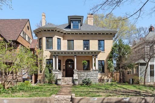 463 Ashland Avenue, Saint Paul, MN 55102