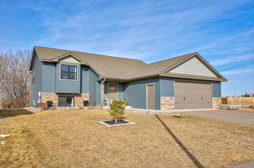 541 Prairie Road, New Richmond, WI 54017