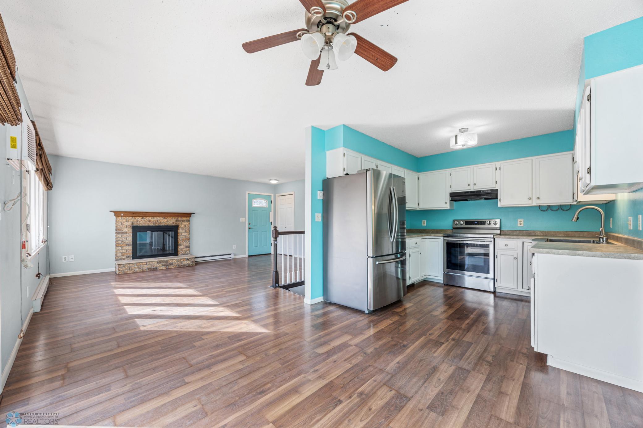 Dining Area/Kitchen