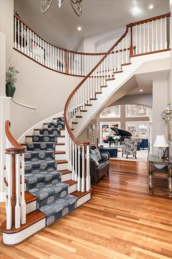 503 Country Club Lane, Onalaska, WI 54650
