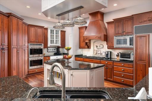 503 Country Club Lane, Onalaska, WI 54650