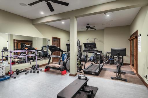 503 Country Club Lane, Onalaska, WI 54650
