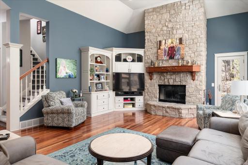 503 Country Club Lane, Onalaska, WI 54650