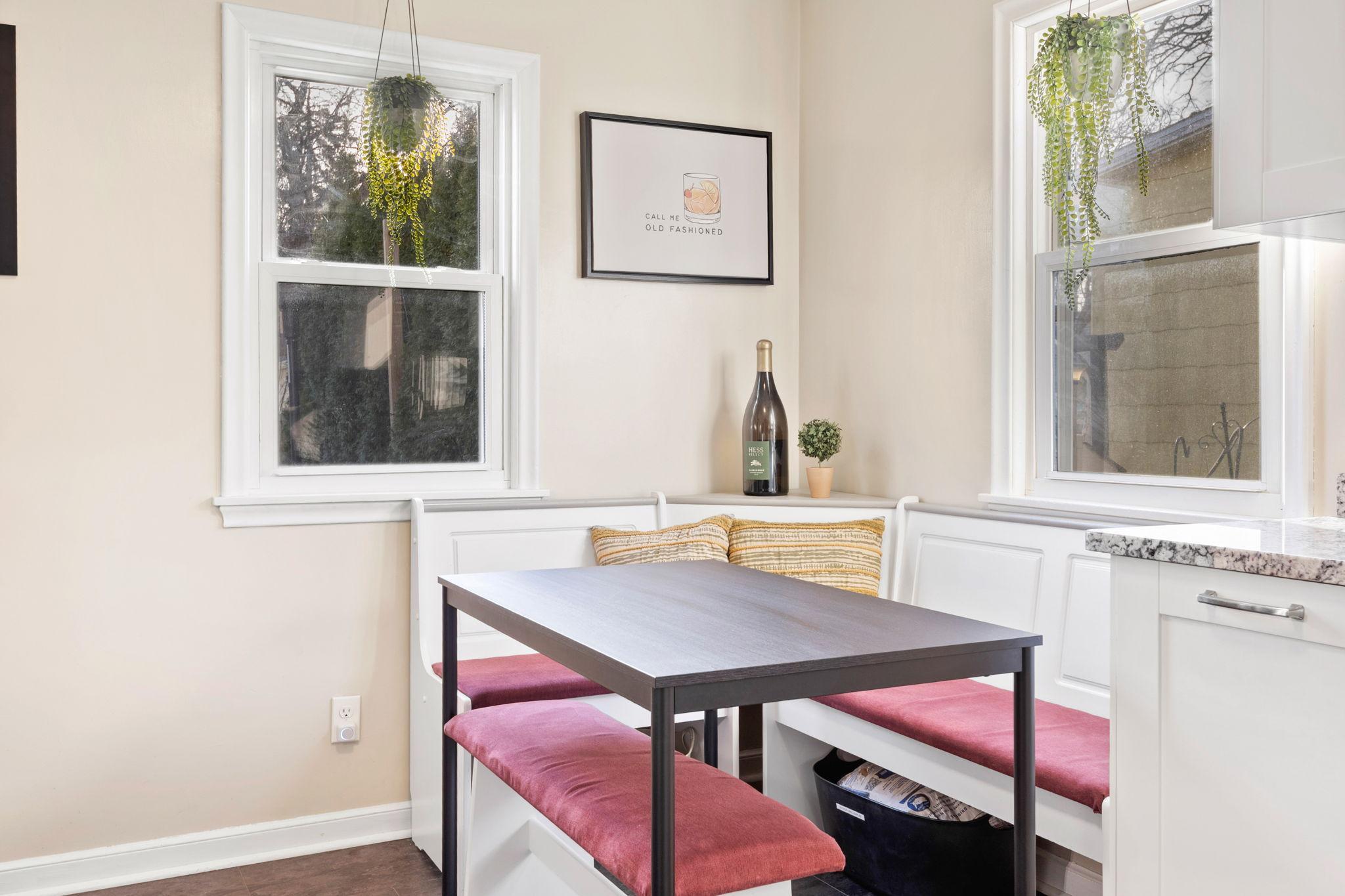 23-web-or-mls-3201 41st Ave S -23.jpg