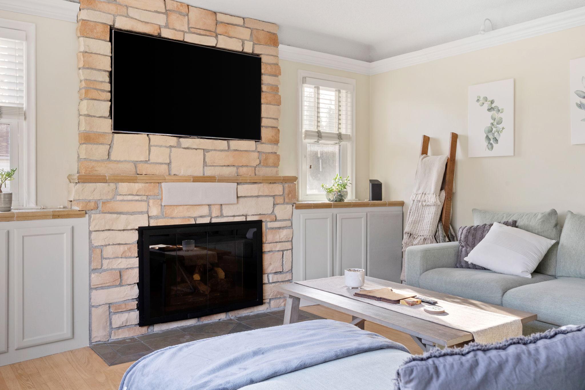 43-web-or-mls-3201 41st Ave S -43.jpg