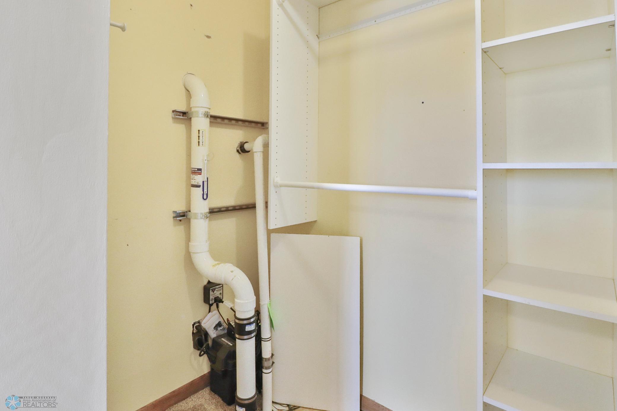 Basement Bedroom2_closet.JPG