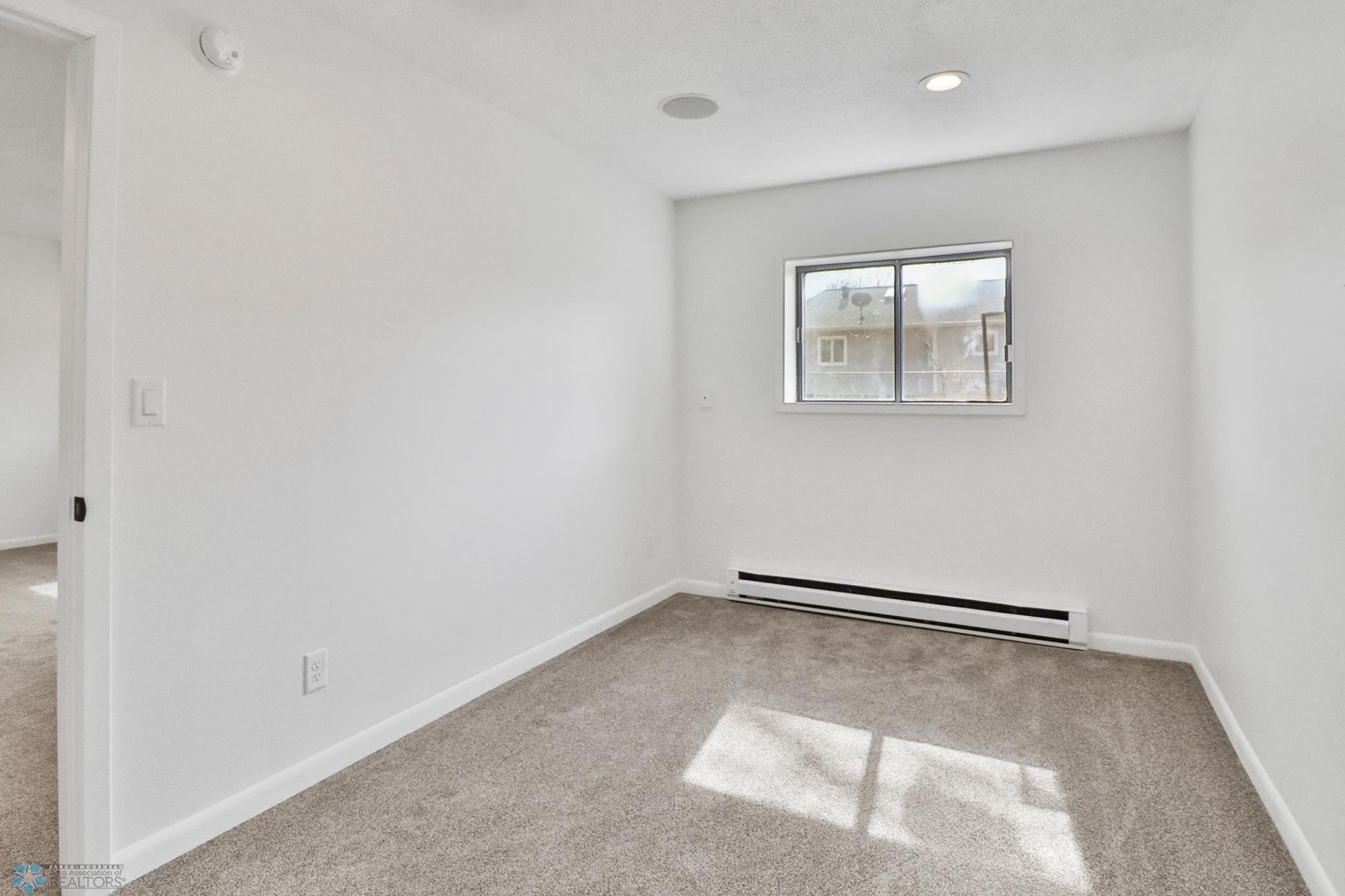 Basement Bedroom1_1.JPG