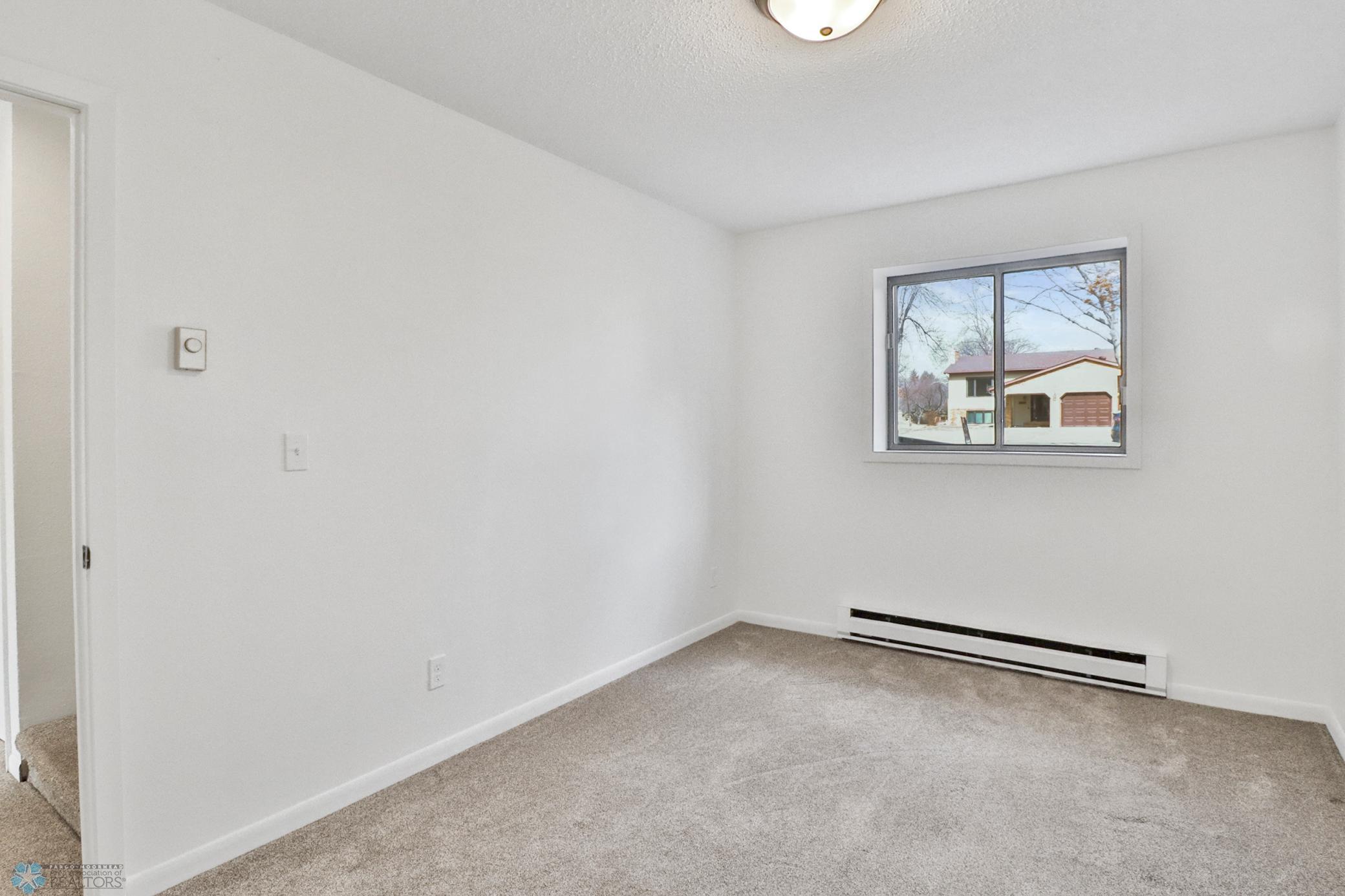 Basement Bedroom2_1.JPG