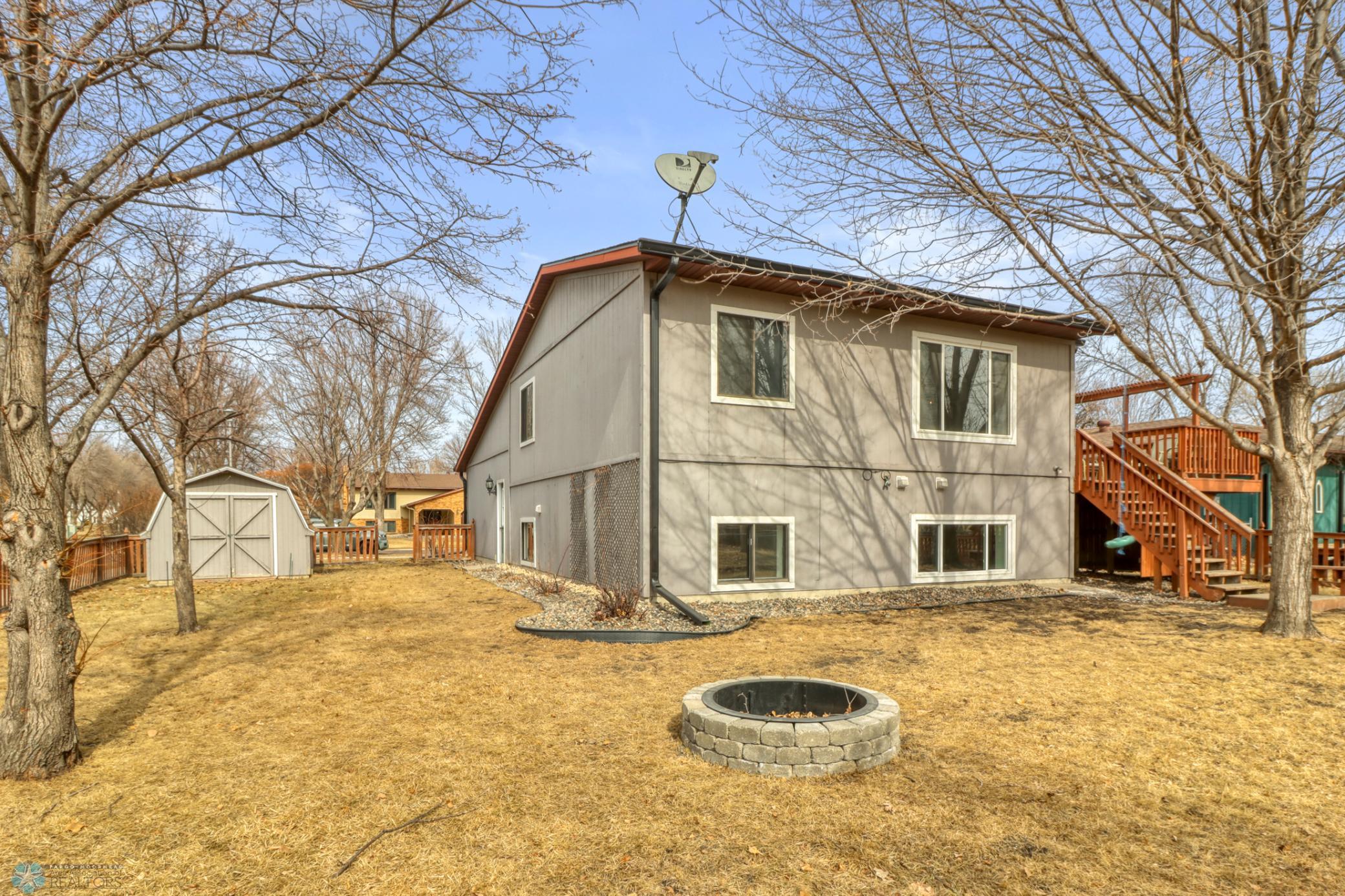 Backyard1_5.JPG