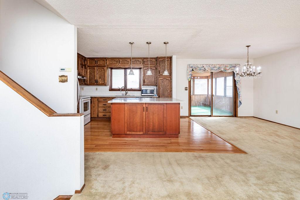 Open Kitchen Floorplan
