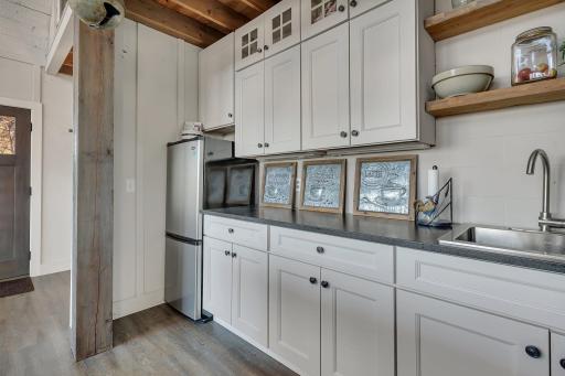 14998 Highway 71 NE, New London, MN 56273